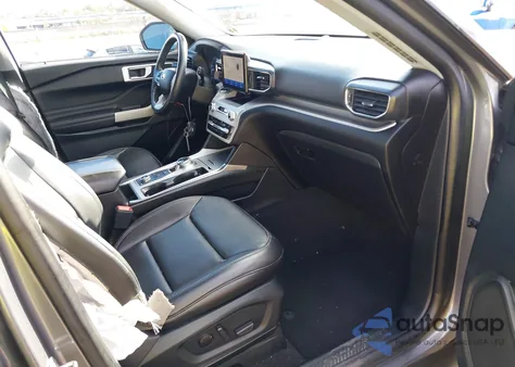 2021 Ford Explorer Xlt z USA, uszkodzony, nr VIN 1FMSK8DH2MGA49677